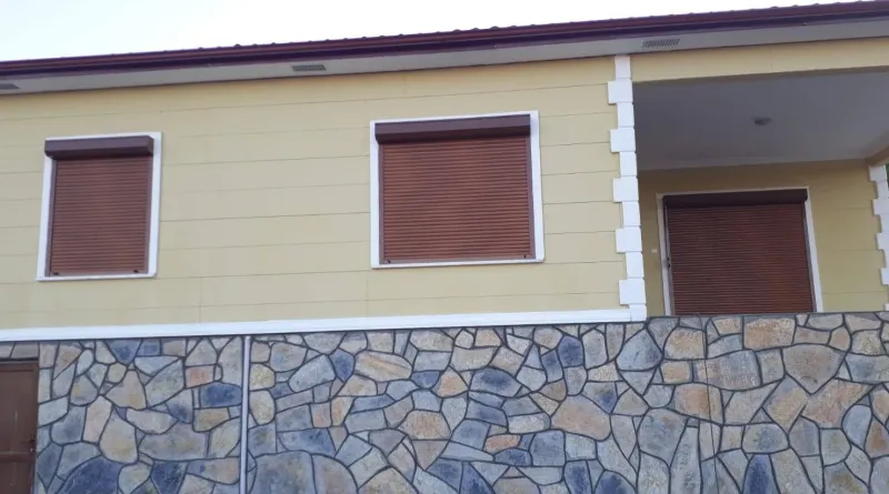 Güçlükonak Panjurcu